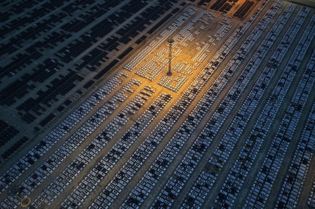 Large-scale vehicle availability in China accessed through licensed export channels for global car export